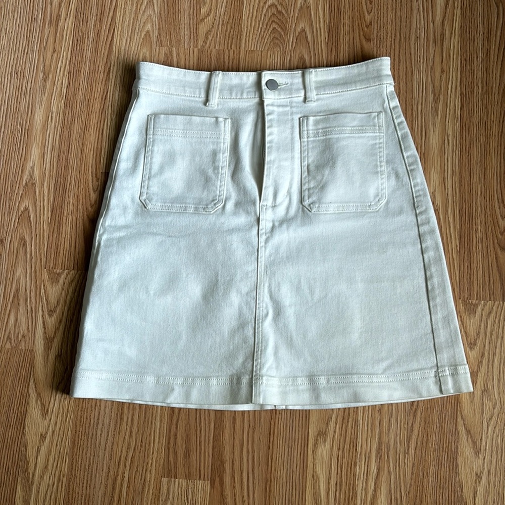 Everlane Patch Pocket Skirt - image 3